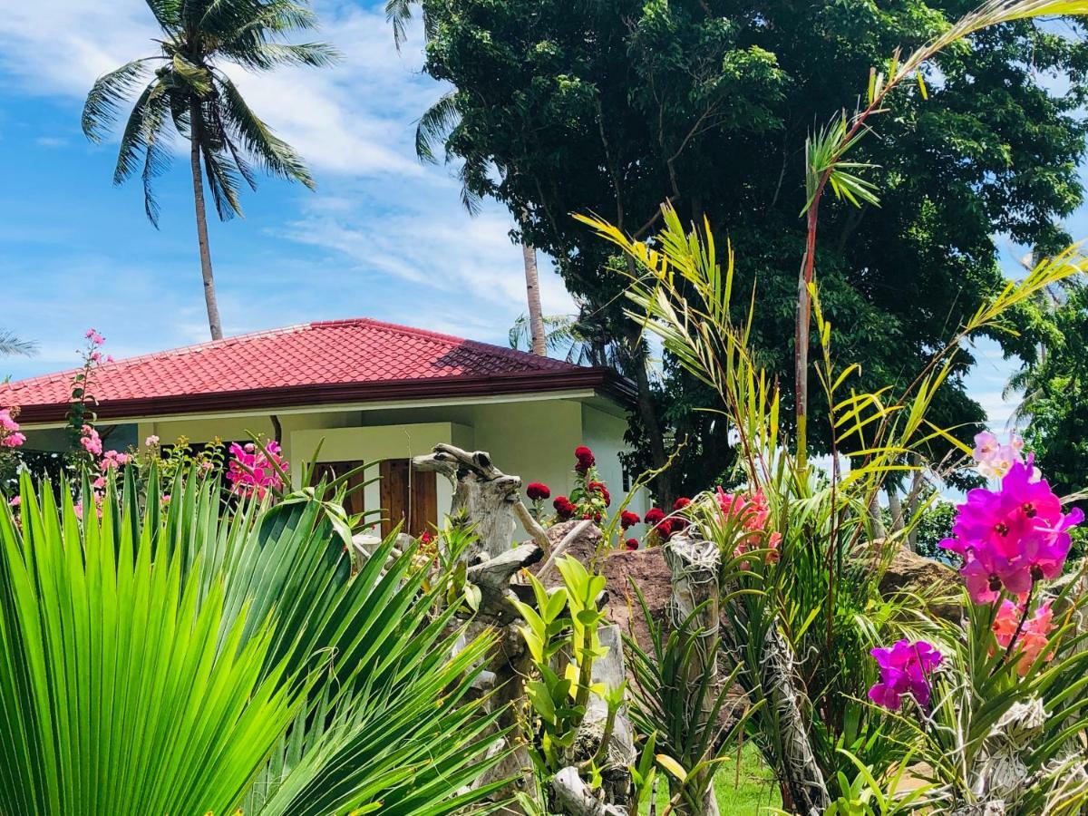Tongatok Cliff Resort Mambajao Exterior foto